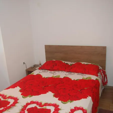 Dana Apartamento *